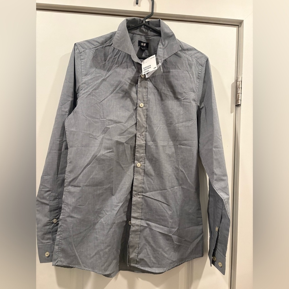 H&M Light Gray Men's Button-Up Dress Shirt